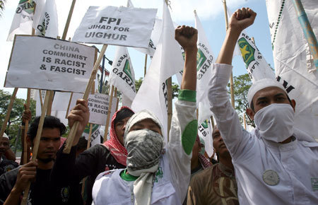 インドネシアでのウイグル暴動に対するデモ