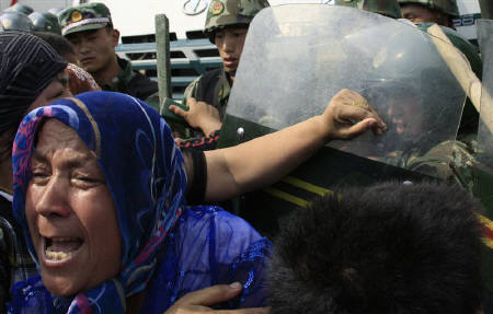 中国新疆ウイグル自治区ウルムチ暴動 by Reuters