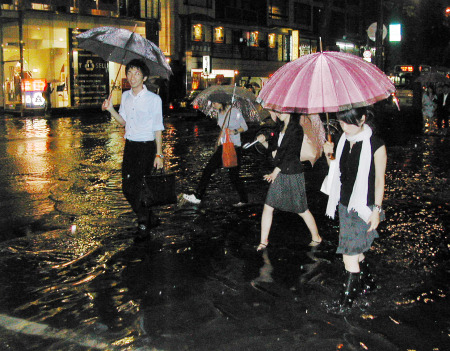 福岡で豪雨…by 毎日新聞