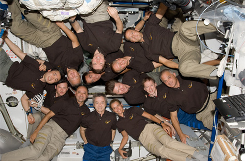 ISSの13人の住人たち(^_^；