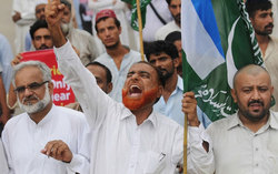 パキスタン・カラチでのデモの様子